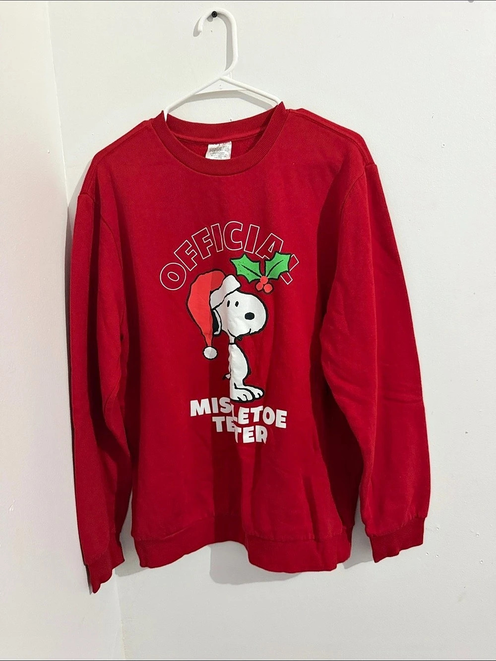 Peanuts Official Mistletoe Tester Snoopy Christmas Sweatshirt Large